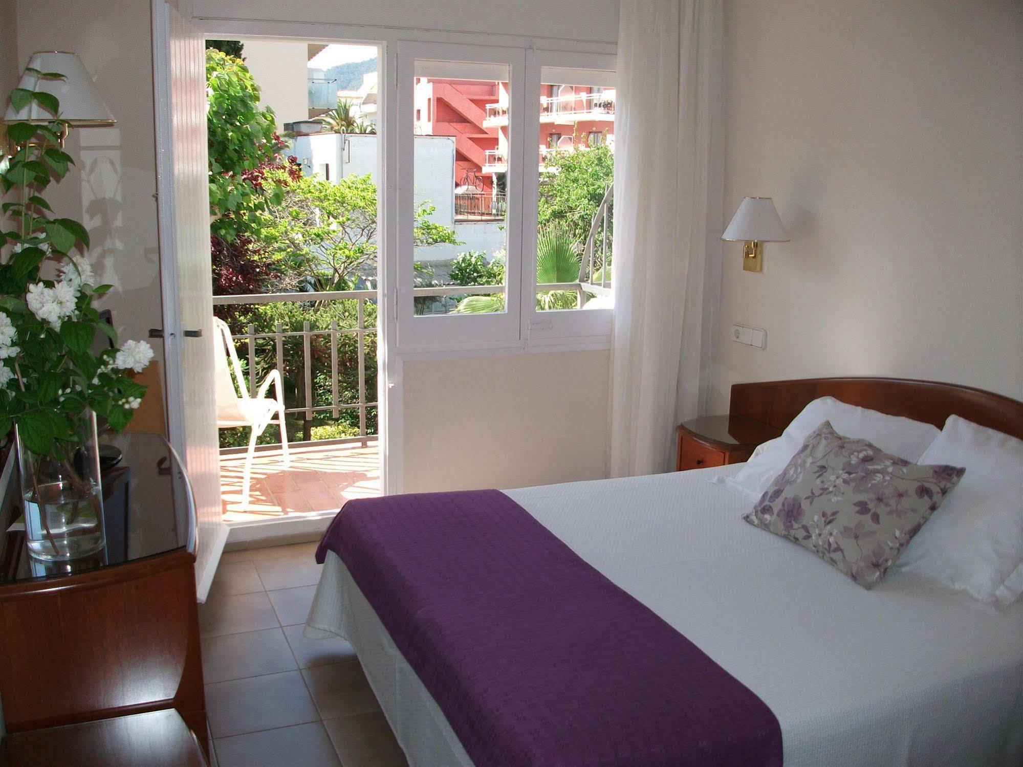 Hotel Rvhotels Avenida