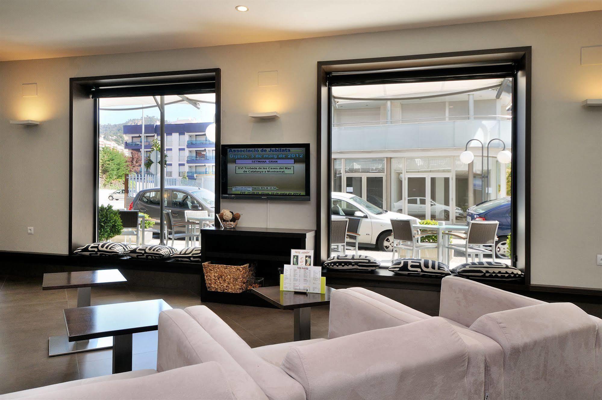 Rvhotels Avenida 2*